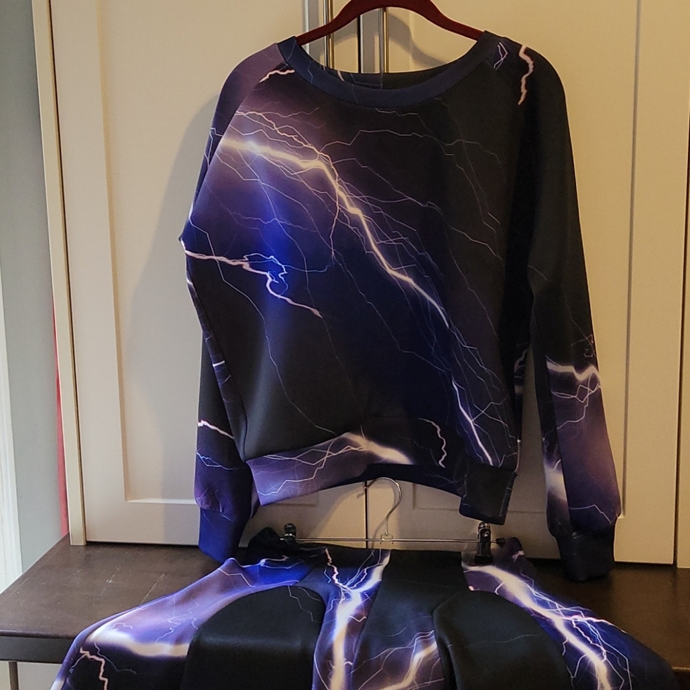 Arzu Kaprol 2 pc skirt and top